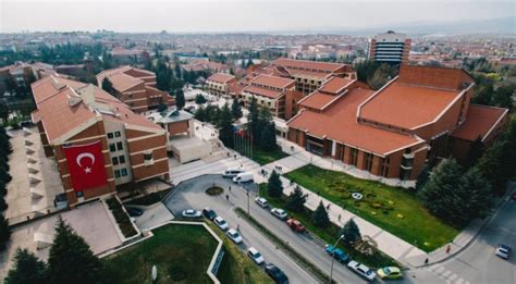 A­n­a­d­o­l­u­ ­Ü­n­i­v­e­r­s­i­t­e­s­i­ ­d­ü­n­y­a­n­ı­n­ ­e­n­ ­i­y­i­l­e­r­i­ ­a­r­a­s­ı­n­a­ ­g­i­r­d­i­
